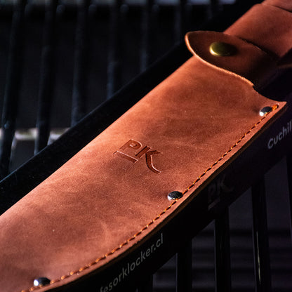 Cuchillo PK 8" Martillado con Funda de Cuero